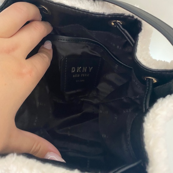 DKNY Tilly Stacked Logo Drawstring Bucket Bag - Picture 5 of 13